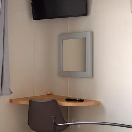 Nava Devine Water Front House In Hébergement de vacances