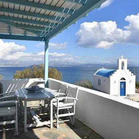 Nava Devine Water Front House In Hébergement de vacances