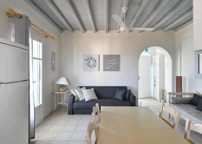 Nava Devine Water Front House In Hébergement de vacances Ambelas