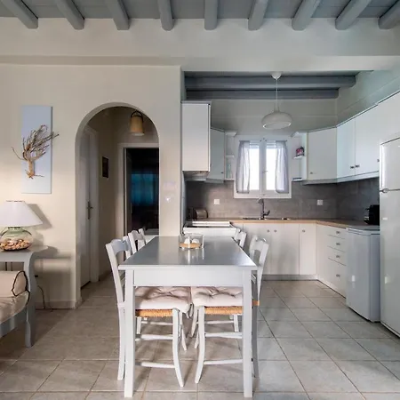 Feriehus Nava Devine Water Front House In *