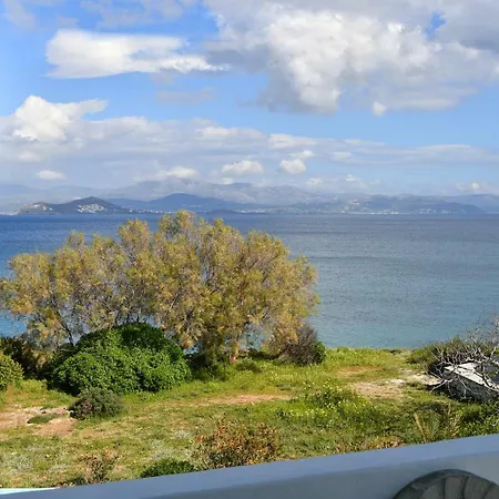 Feriehus Nava Devine Water Front House In Ampelas