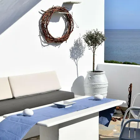 Feriehus Nava Devine Water Front House In Ampelas