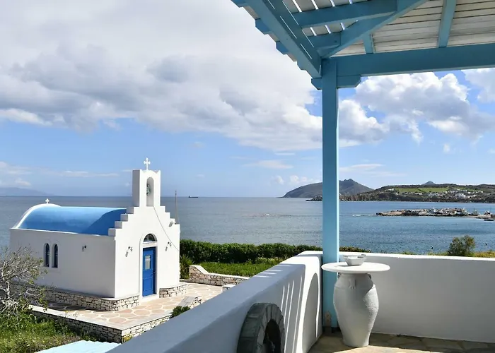 Nava Devine Water Front House In Prázdninový dům Ambelas