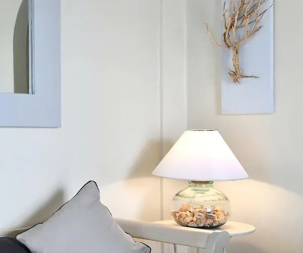 Nava Devine Water Front House In Ambelas