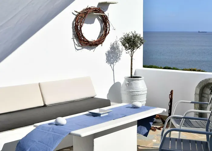 Prázdninový dům Nava Devine Water Front House In Ambelas